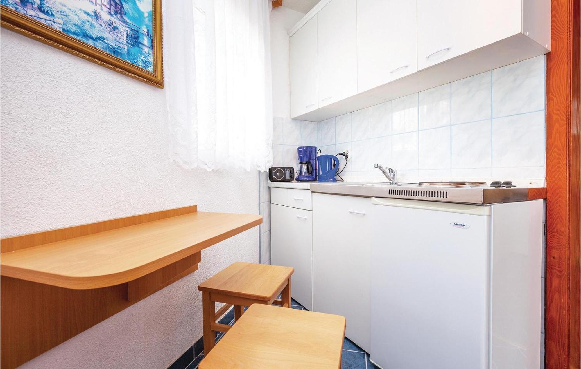 Stunning Apartment In Crikvenica With Wifi Exterior foto